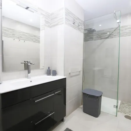 West Sabine Apartament
